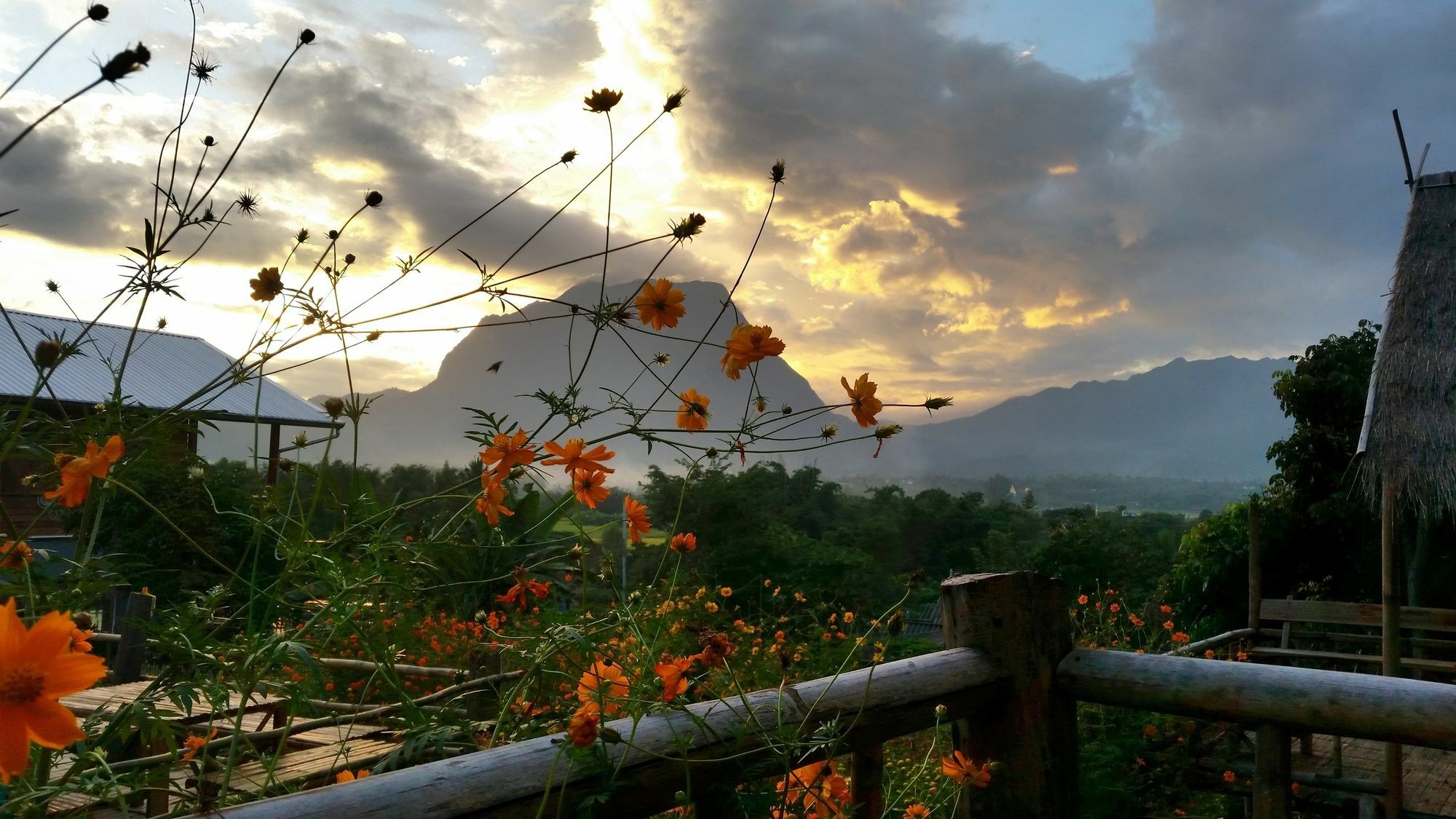 Baan Aingdoi Homestay, Chiang Dao Exteriér fotografie