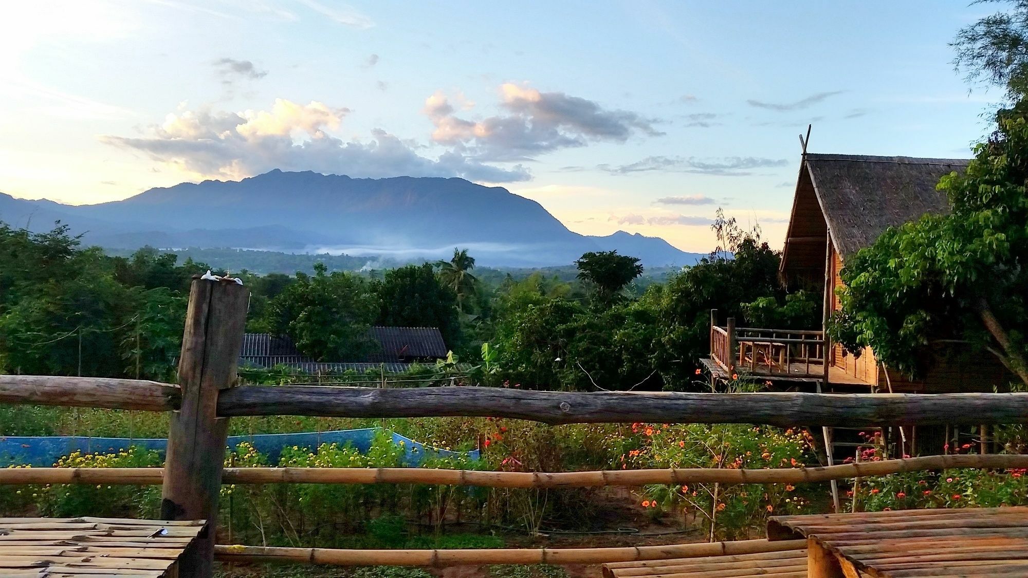 Baan Aingdoi Homestay, Chiang Dao Exteriér fotografie
